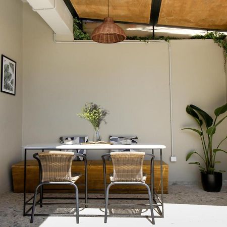 Onos - 2 Bedroom 2 Bathroom Penthouse With Terrace In Old Town Kalamata Exterior foto