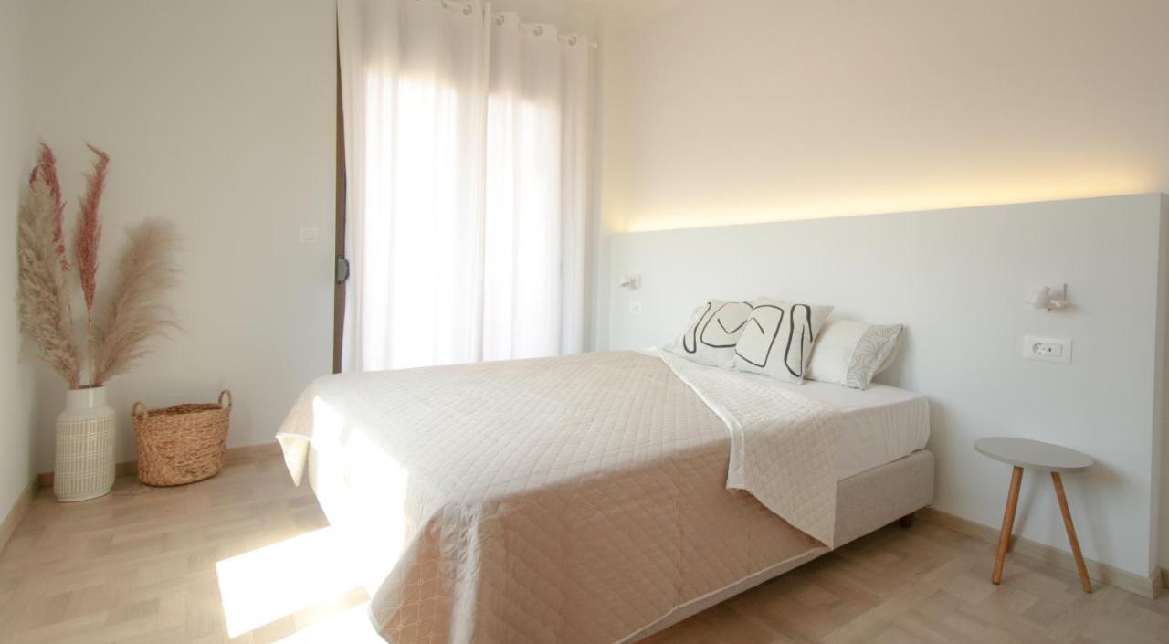 Onos - 2 Bedroom 2 Bathroom Penthouse With Terrace In Old Town Kalamata Exterior foto